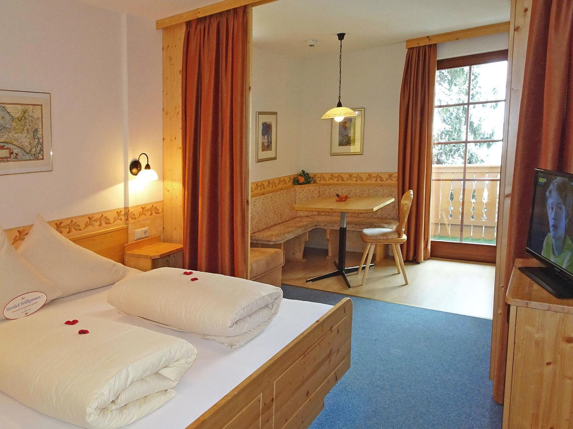 Staudacher Hof-Das Romantische Haus Millstatt Room photo